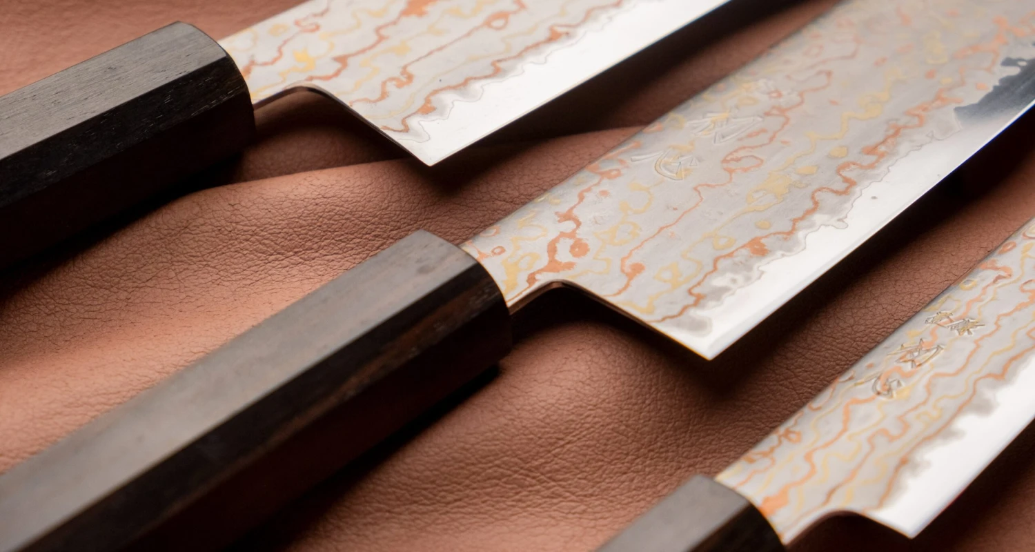 Hayabusa Gyuto Aogami #2 Rainbow Damascus 210mm (8.3") 11 Hayabusa Gyuto Aogami #2 Rainbow Damascus 210mm (8.3") - Image 9