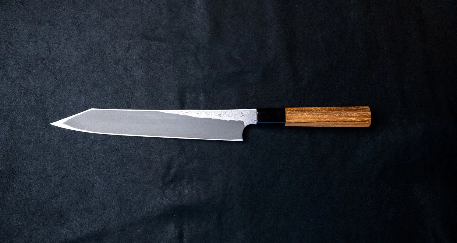 Nigara Kurozome Kiritsuke Yanagiba Aogami #2 Damascus 240mm (9.4") 7 Nigara Kurozome Kiritsuke Yanagiba Aogami #2 Damascus 240mm (9.4") - Image 5