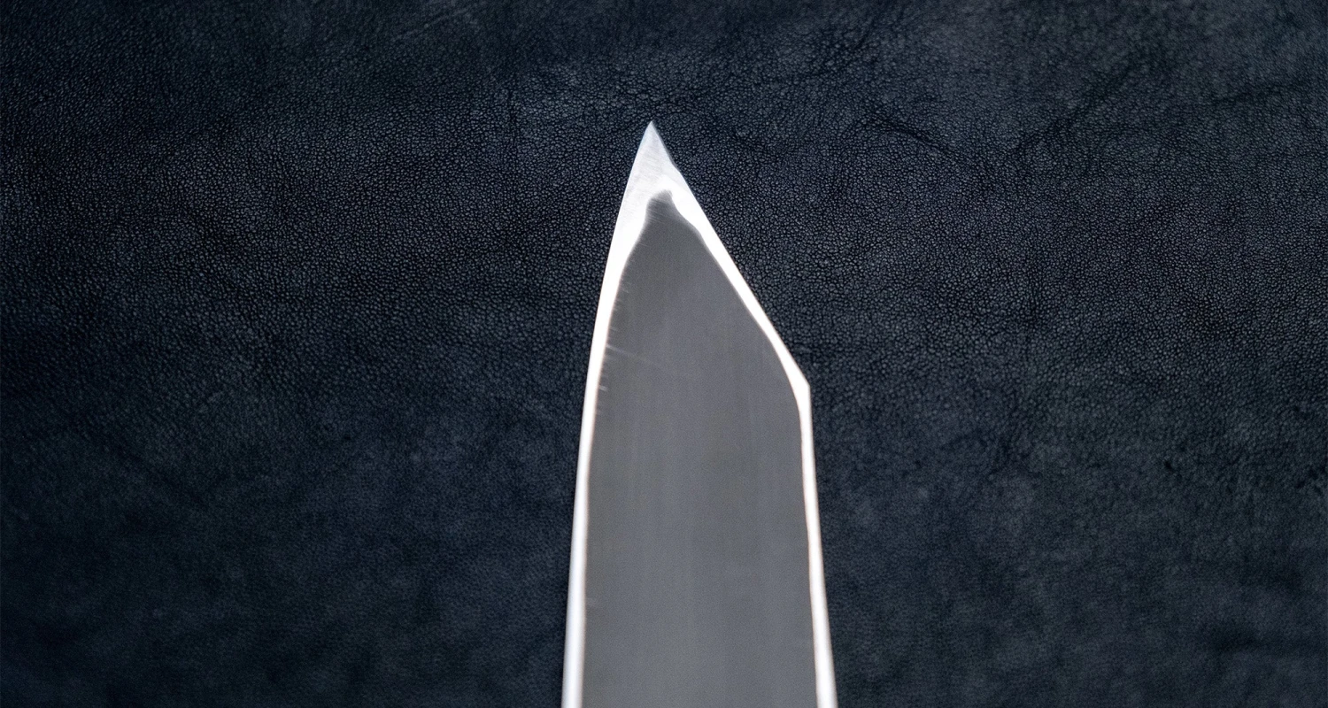 Nigara Kurozome Kiritsuke Yanagiba Aogami #2 Damascus 240mm (9.4") 11 Nigara Kurozome Kiritsuke Yanagiba Aogami #2 Damascus 240mm (9.4") - Image 9