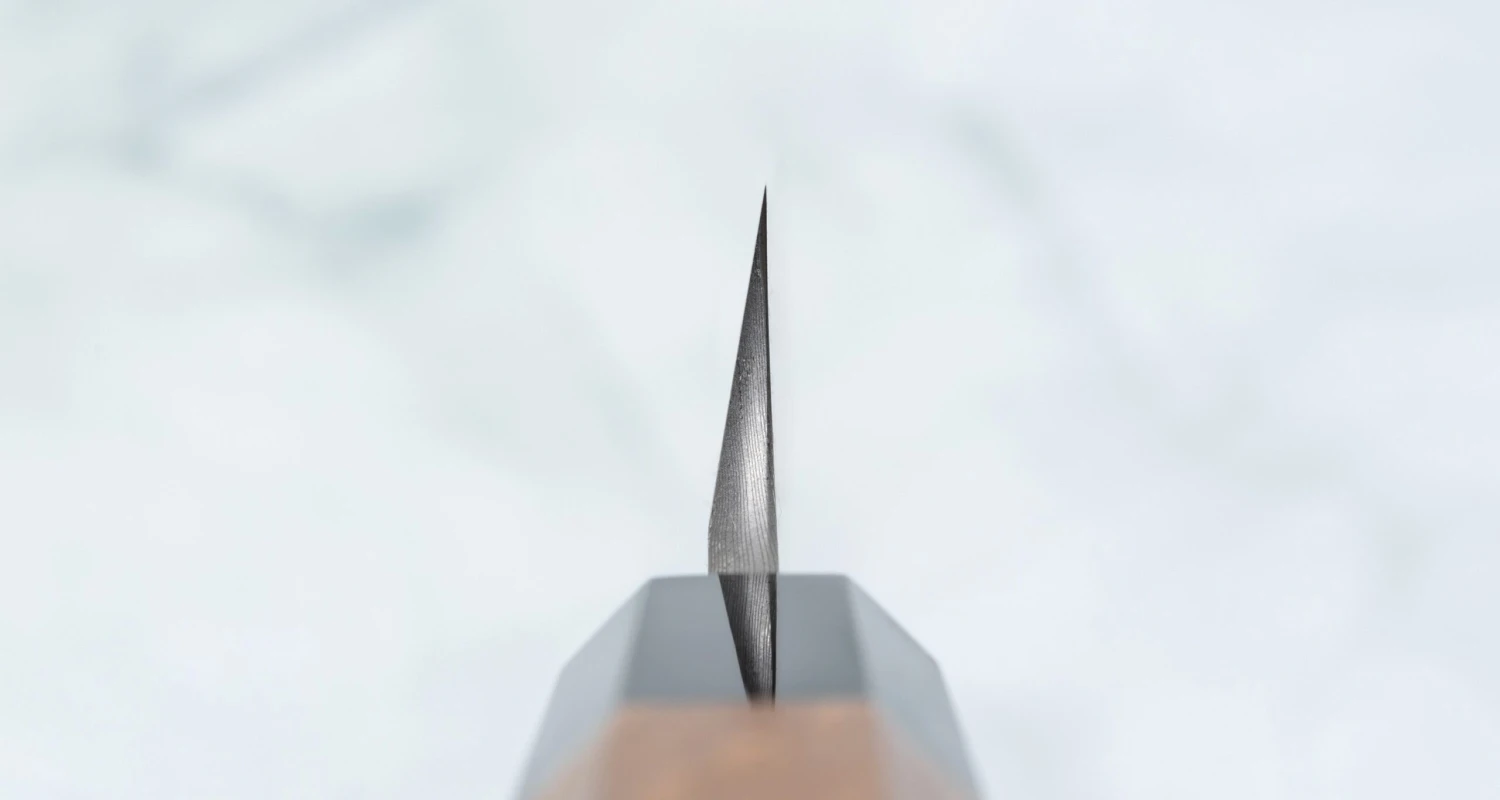 Nigara Kurozome Kiritsuke Yanagiba Aogami #2 Damascus 240mm (9.4") 5 Nigara Kurozome Kiritsuke Yanagiba Aogami #2 Damascus 240mm (9.4") - Image 3