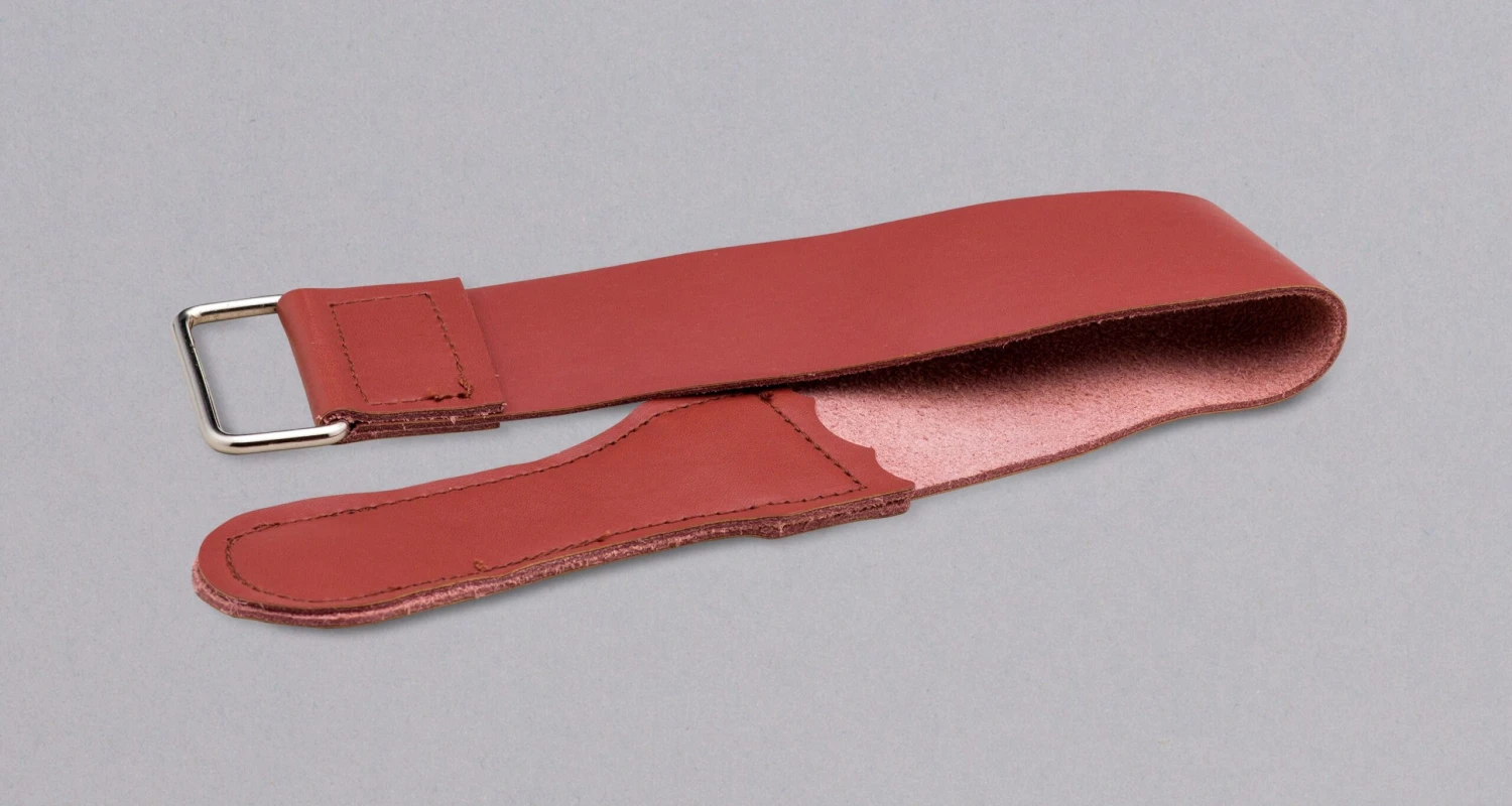 SharpEdge Leather Razor Strop 3 SharpEdge Leather Razor Strop