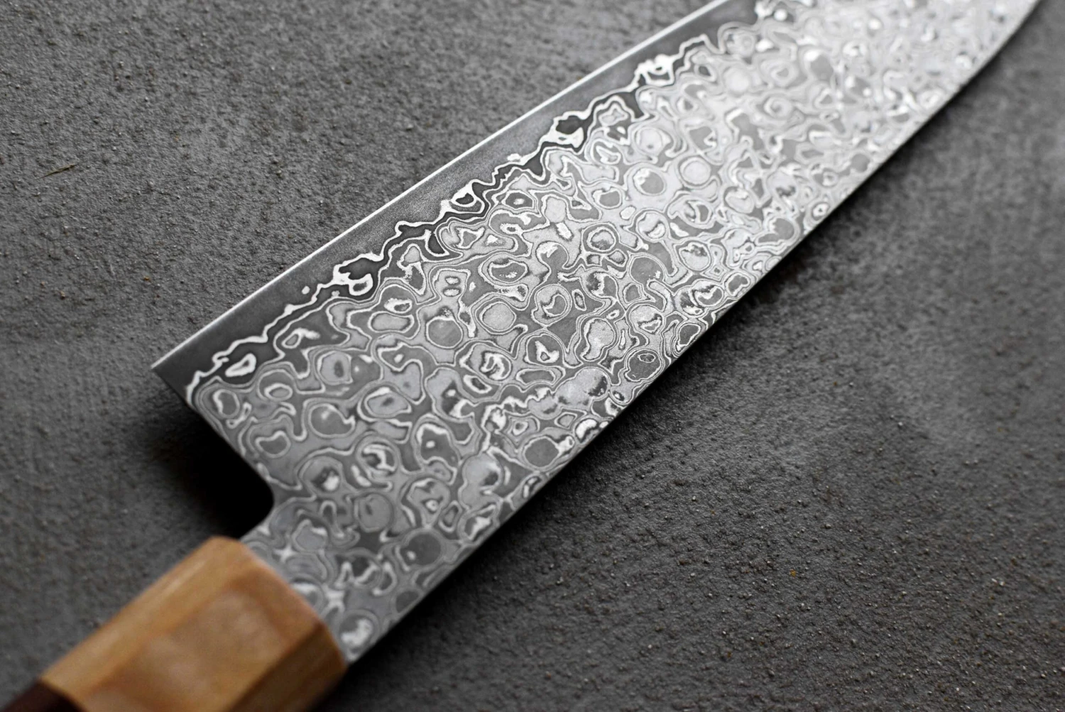 Tsunehisa Gyuto Damascus AUS-10 210mm (8.3") 12 Tsunehisa Gyuto Damascus AUS-10 210mm (8.3") - Image 10