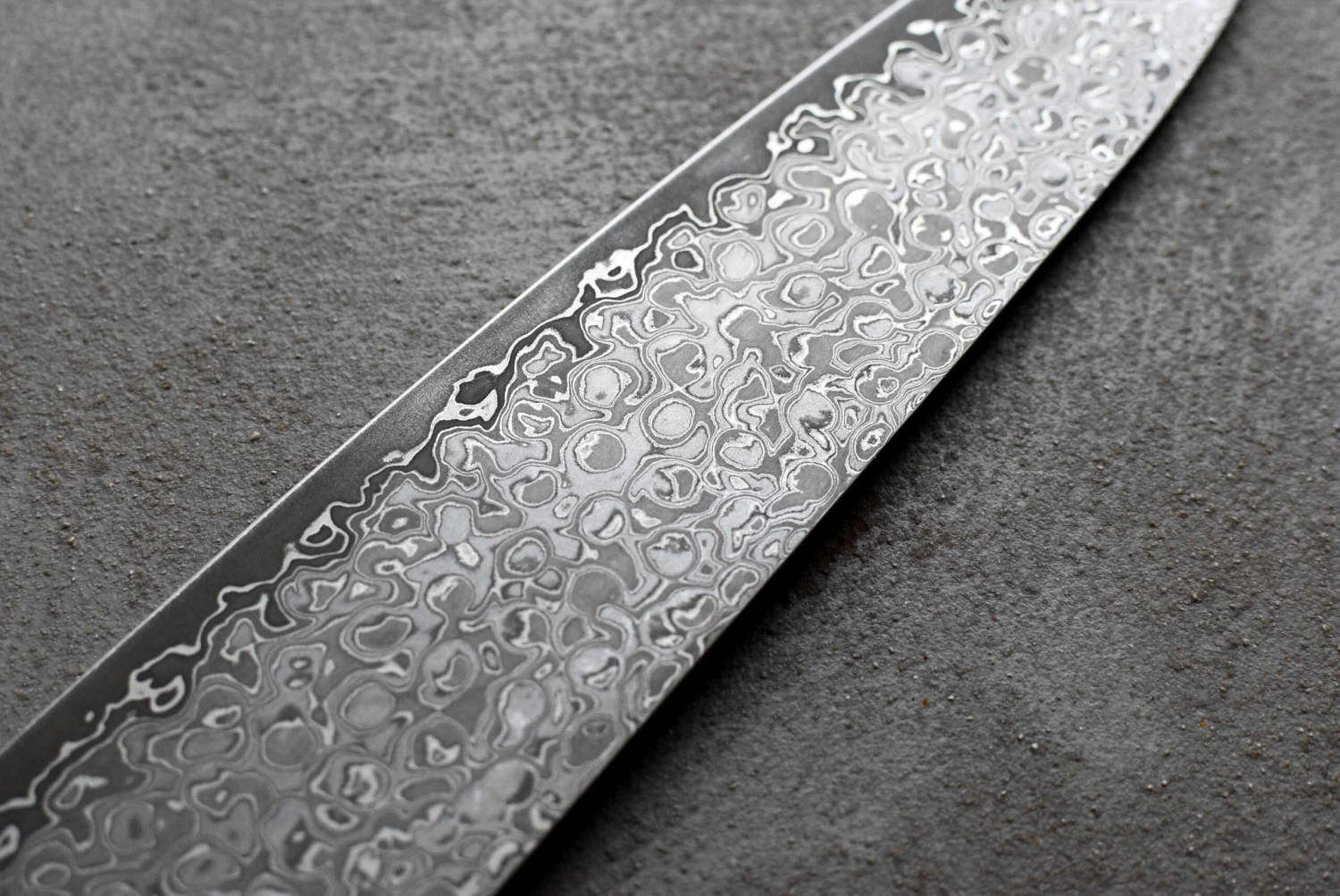 Tsunehisa Gyuto Damascus AUS-10 210mm (8.3") 11 Tsunehisa Gyuto Damascus AUS-10 210mm (8.3") - Image 9
