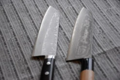 Etsu Village Damascus Santoku Black 170mm (6.7") -Sharpedge Shop osterrob japonski noz kunio masutani santoku 3